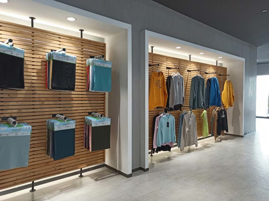 f9402fd0-0095-429a-b73e-6e0ae579f3e1